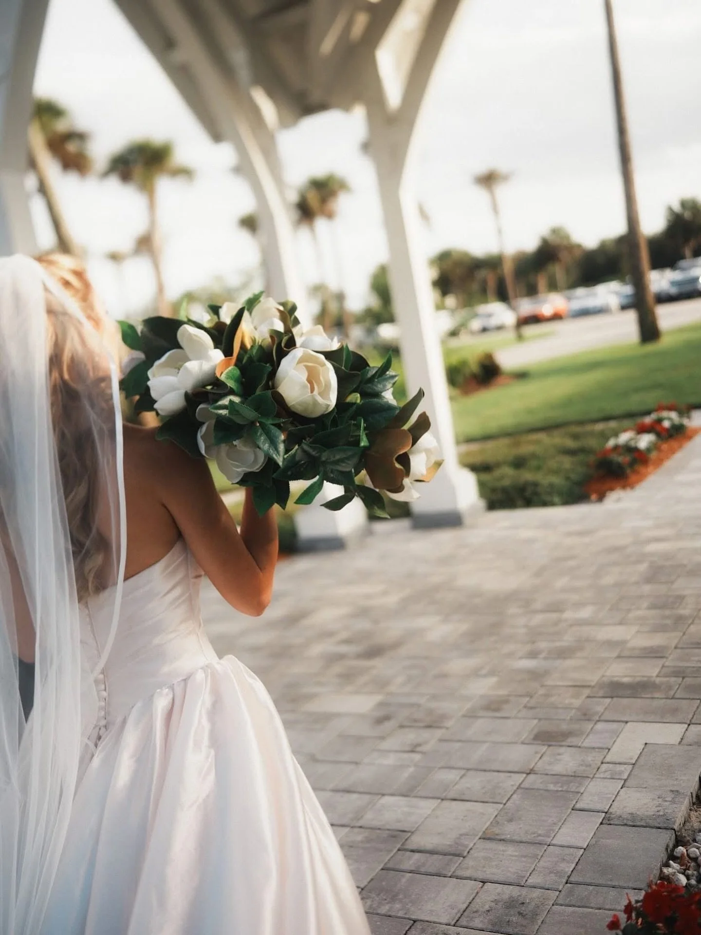 Where your walk down the aisle becomes a moment you&rsquo;ll never forget.

Celebrate your wedding day at Celebration Grove&mdash;Vero Beach&rsquo;s premier wedding venue.
💍 Now booking Summer 2026 with limited-time reduced rates.✨ 

Book your priva