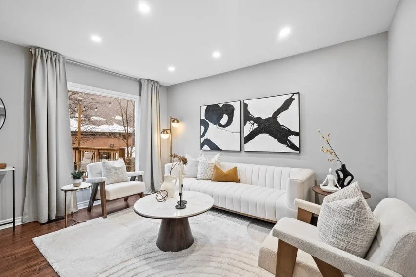 Just Listed In Meadowvale 🏡✨

Welcome to 3005 Olympus Mews, a beautifully maintained 3 + 1 bedroom, 4 bathroom detached home located on a quiet dead-end street in one of Meadowvale&rsquo;s most desirable pockets. Situated within the highly sought-af