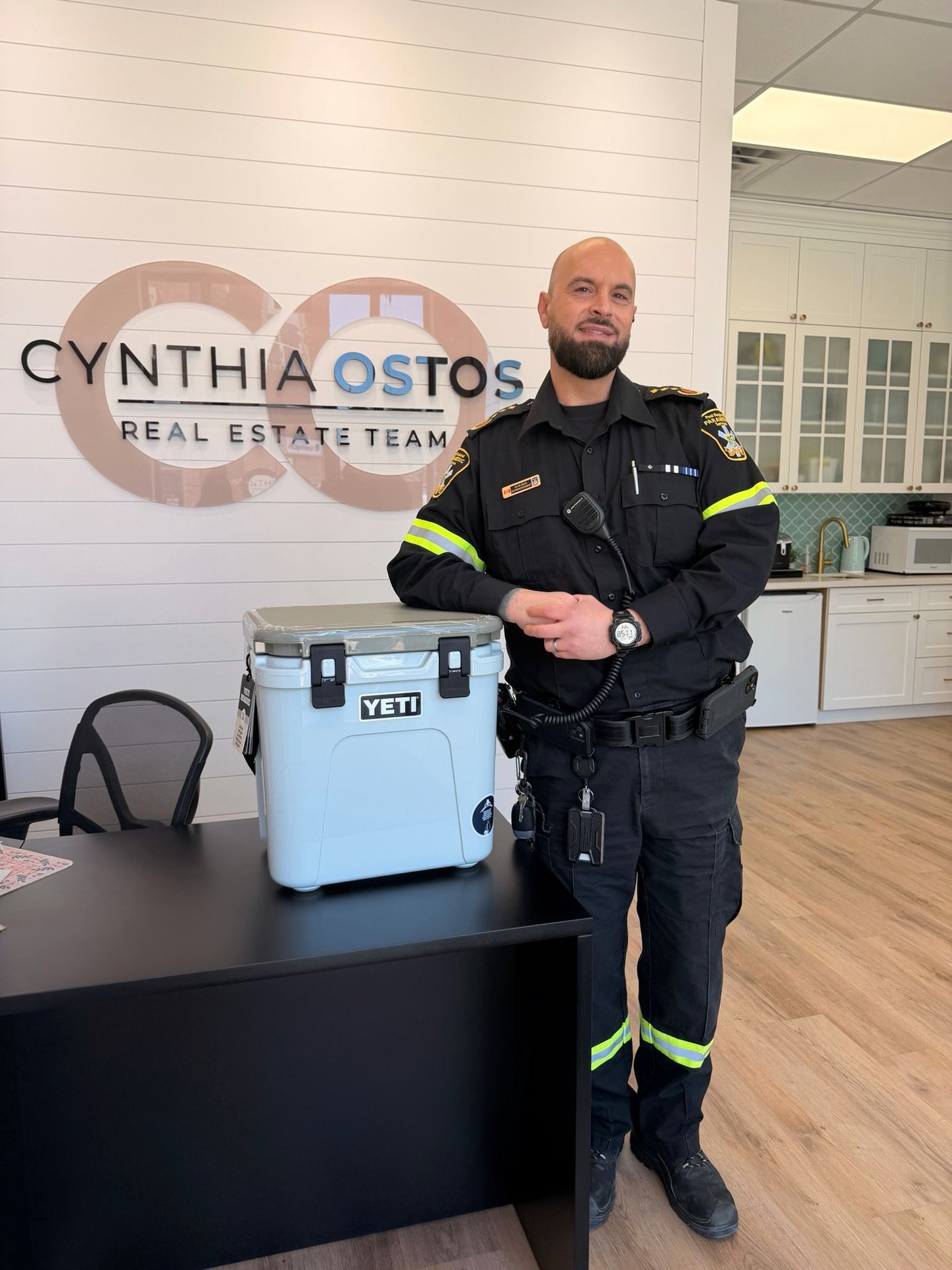 Big congrats to our YETI cooler winner from this year&rsquo;s Polar Plunge 🧊🙌

A cooler is nice&hellip; but $5,000 at closing hits different!

Meet our Community Hero Program ❤️ Built for the real MVPs&hellip;

 🚑 First responders
 🩺 Medical prof