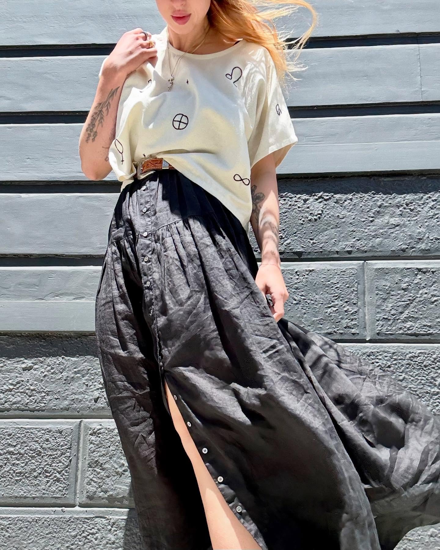 Tester call!!! 🪡 🧵 

Okay folks! After five years of saying I wouldn&rsquo;t do it, I&rsquo;m finally making moves to launch my first ever sewing pattern for the public! And it&rsquo;s actually kind of two patterns! The Thread + Sprout Foundation P