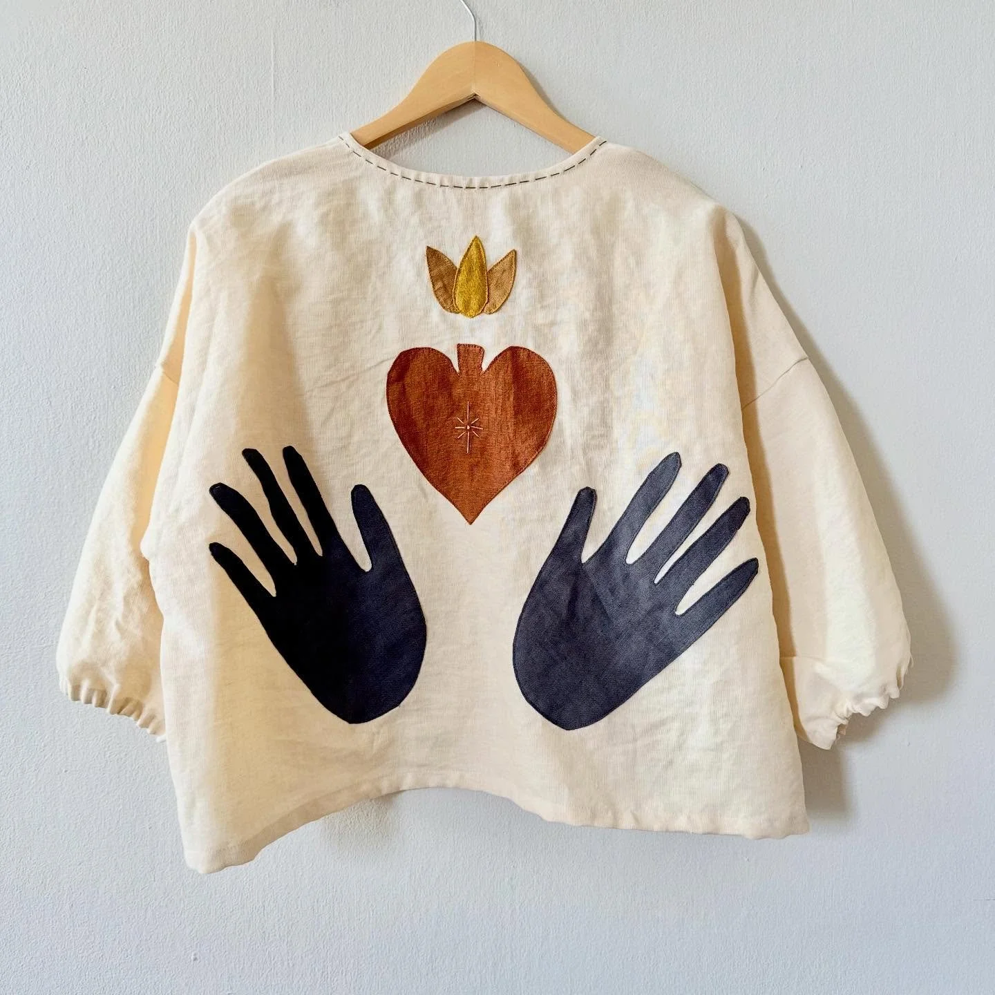 New appliqu&eacute; templates! 🖐️ 👁️ ❤️&zwj;🔥

In addition to the Dance Pants pattern, I also launched a lil appliqu&eacute; adornment expansion pack last week with five new templates for you all to use to adorn your garments with magic! 🪡 

The 