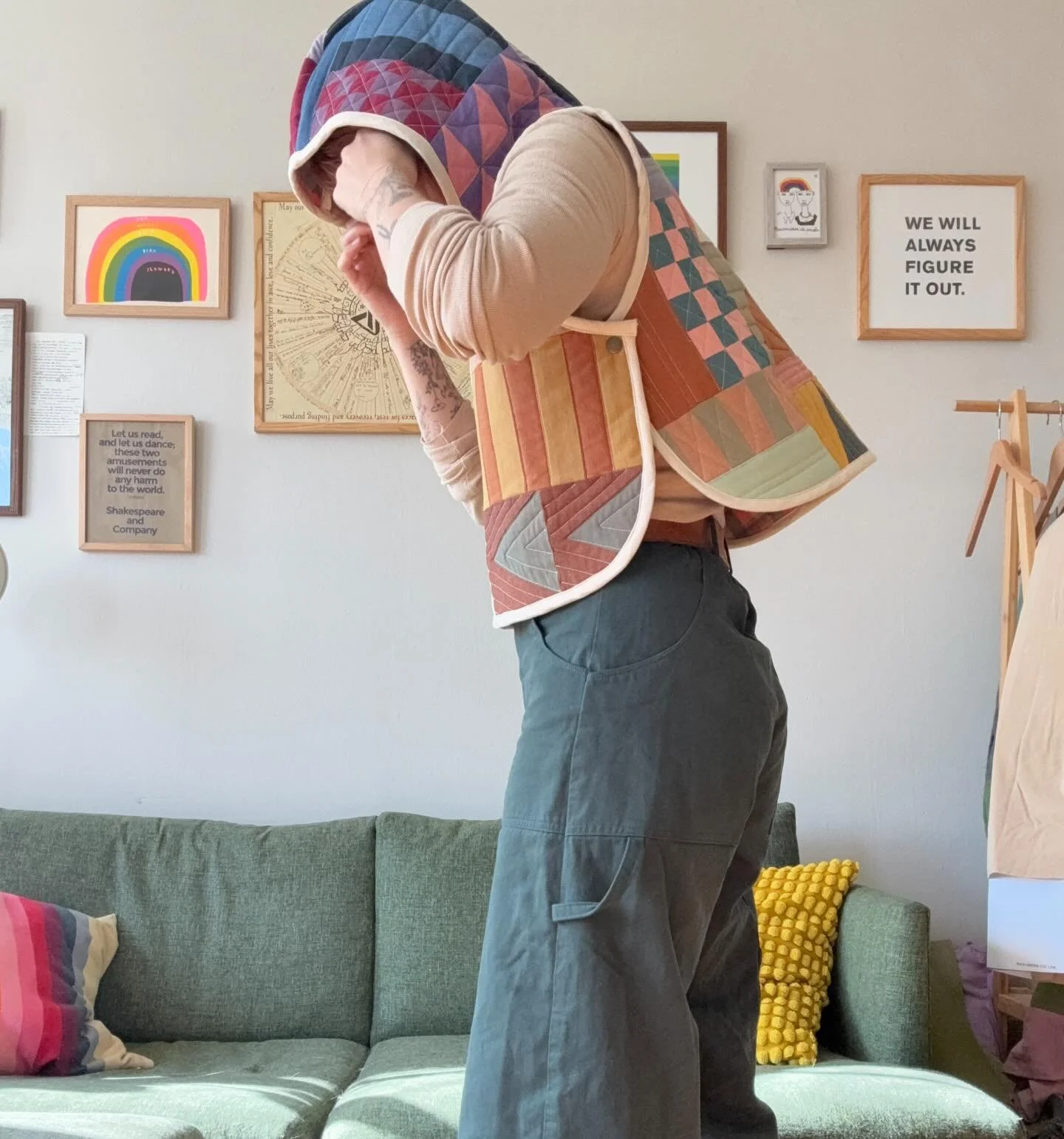 Logging off and will see you in the new year!

Thank you for all of your support and encouragement this year. Thank you for making things with my patterns and for taking my classes. Thank you for your messages and comments. Thank you for sharing your