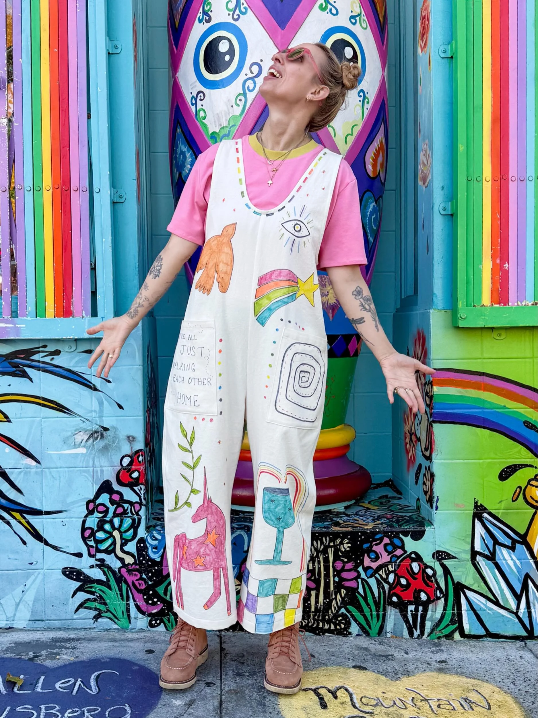 🌈 TO BE CRINGE IS TO BE FREE 🦄 

Jitterbug Jumpsuit mood board - swipe through for my primary role models for this pattern and this moment in my life 🐛 

This pattern is a gift to the inner child. An invitation to let your freak flag fly, to dance