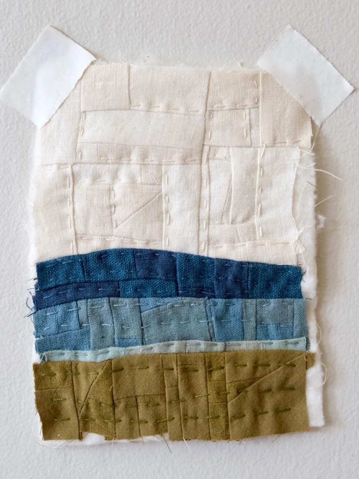 This Friday is the monthly co-crafting call for Gathered Threads members 🫶

On these calls, we gather virtually via Zoom to &ldquo;body double&rdquo; as we work on our projects, finish work, or do those chores that are so hard to get around to. We t