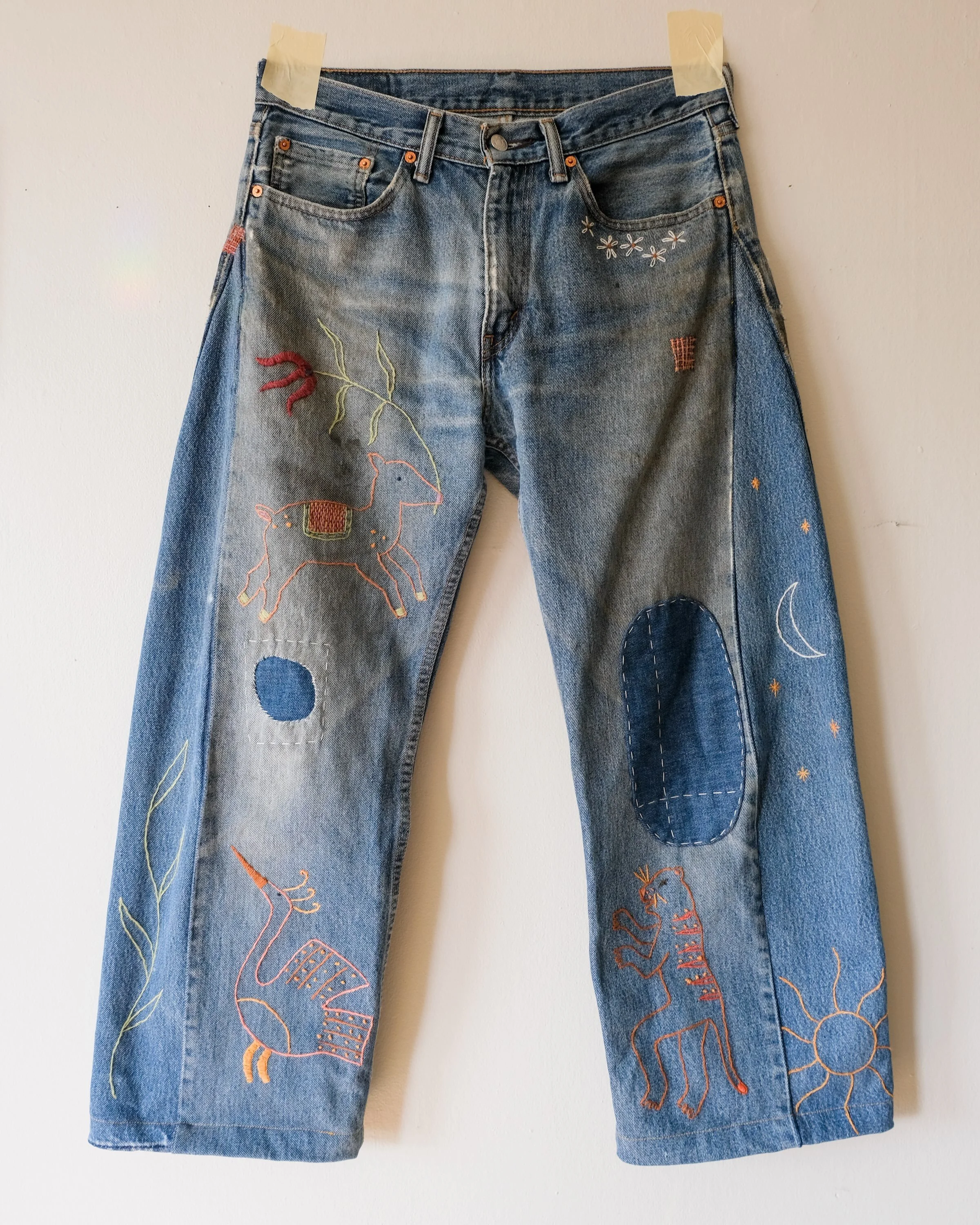 My latest &ldquo;slow burn&rdquo; project 💗🪡

My dad gave me a stack of his @levis from the last ~40 years to do with as I pleased. My dad is a black smith and carpenter and wears his clothes hard so all the jeans have big holes and stains. I&rsquo