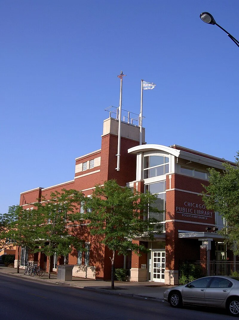 Chicago_Public_Library,_Rogers_Park_Branch.JPG