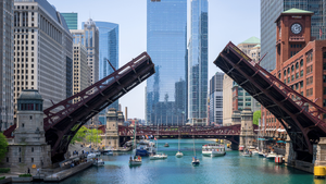 Chicago River Bridge Lifts Begin This Week—Here’s What You Should Know