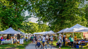 Wicker Park Farmers Market Returns Outdoors for Its 26th Season