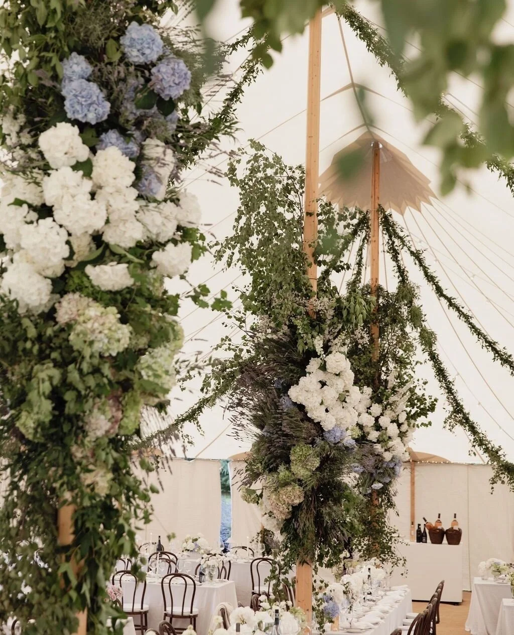 Florals en masse, silver statements, lavender scents set in the lush backdrop of Oakwood Estate. ⁠
⁠
A perfect day for Liv &amp; Jules 💙⁠
⁠
Images / @sapphirestudios___ 
Florals / @michelecoomeyfloral 
Furniture / @flockevents 
Marquee / @flagship_e