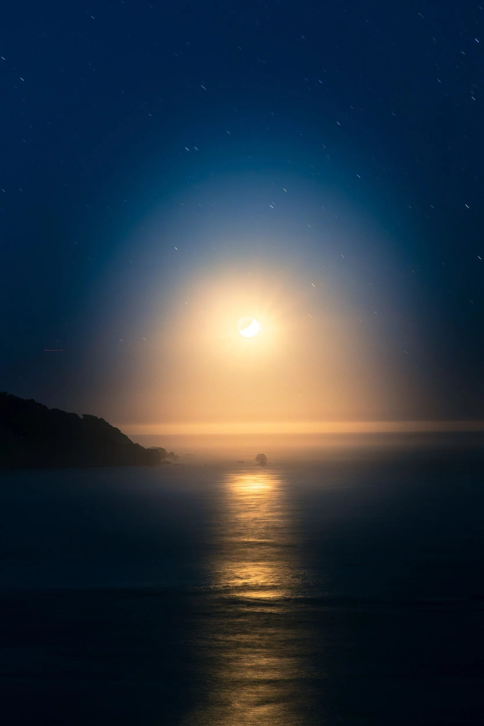 03_moon-over-still-water.jpg