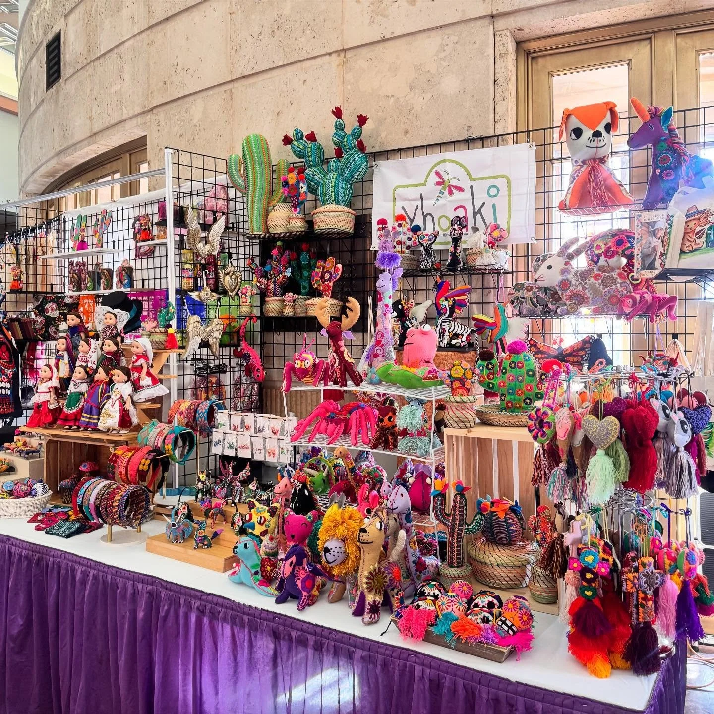 ✨ What an incredible ride! As the State Fair and Mundo Latino come to an end today, we just want to take a moment to say THANK YOU from the bottom of our hearts 💛
This year was another amazing success, all because of YOU! Your visits, your energy, y