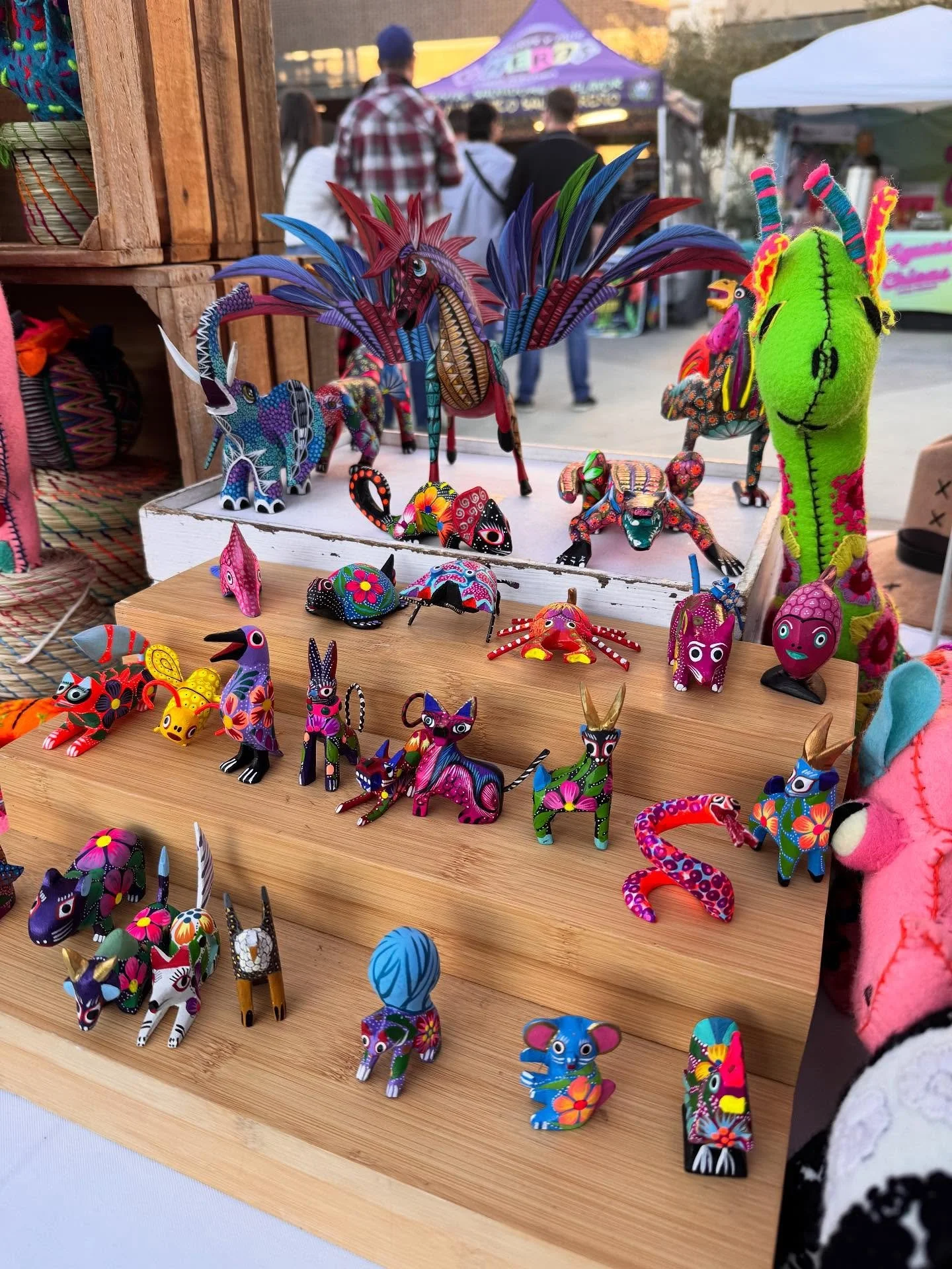 Honoring tradition and sharing our craft 💀✨ So grateful to be part of Grandscape&rsquo;s D&iacute;a de los Muertos celebration! Stop by our booth and celebrate life, love, and culture with us from 5pm-8pm! 🌸🕯️
#diadelosmuertos💀 #smallbusinessowne