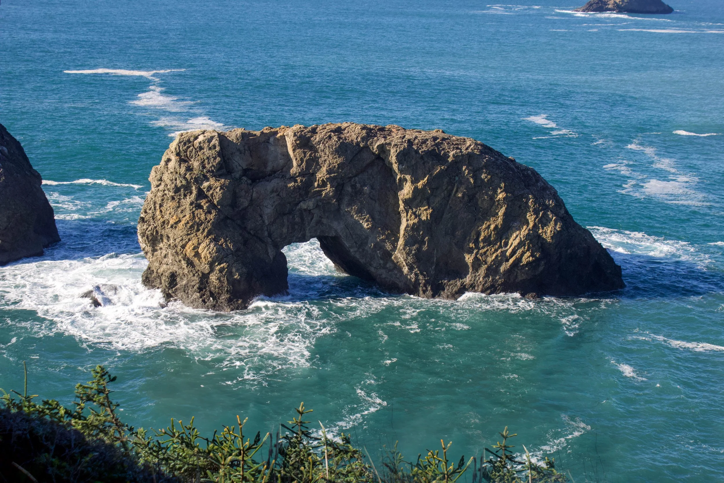 Arch rock.JPG