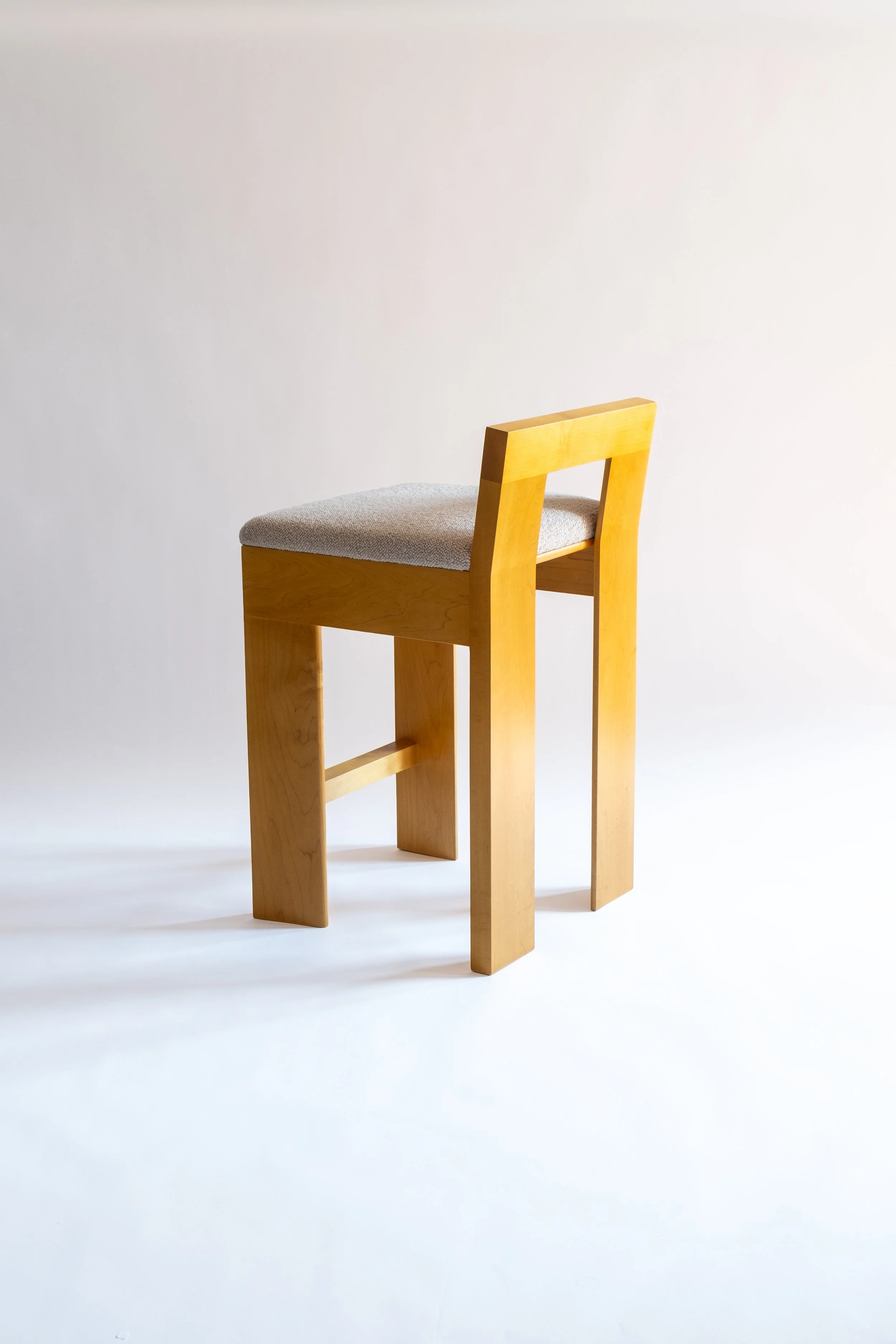 Juntos Projects_Raja Counter Stool_Onoto(warm yellow).jpg