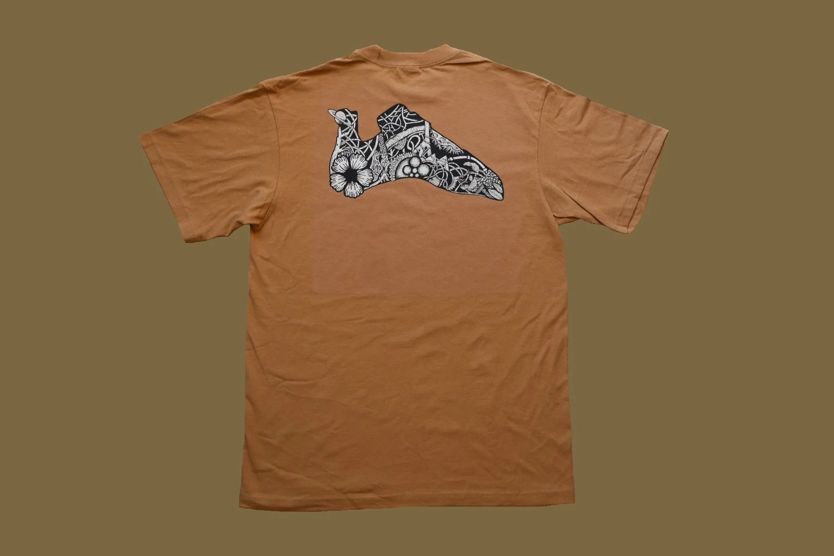 GURU Shoe Tee | Sand