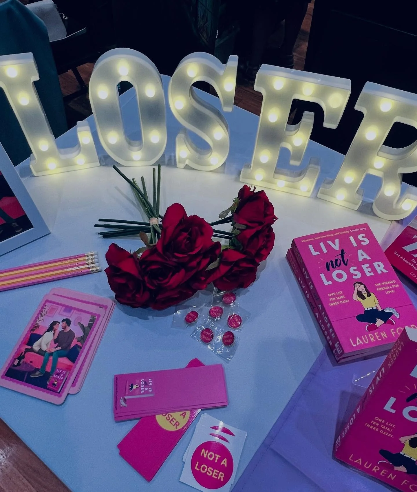 Last weekend I was fortunate enough to attend the Sunshine Coast Fiction Festival! With over 70 authors and vendors, it was a fantastic event.
&nbsp;
I met so many lovely readers, caught up with friends and made some new ones. ☺️

Unfortunately, I ha