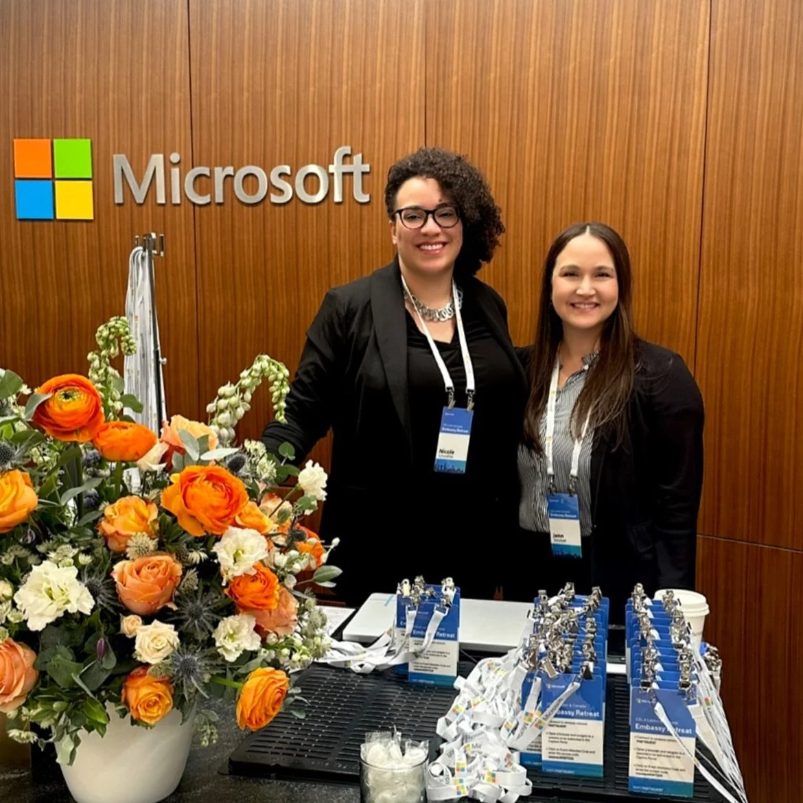 We spent time in one of our favorite NYC offices last week, and the magic that happens with this client + supplier team never ceases to amaze us. Pulling off an experience like this in one week is no small feat, but everyone came together to make som