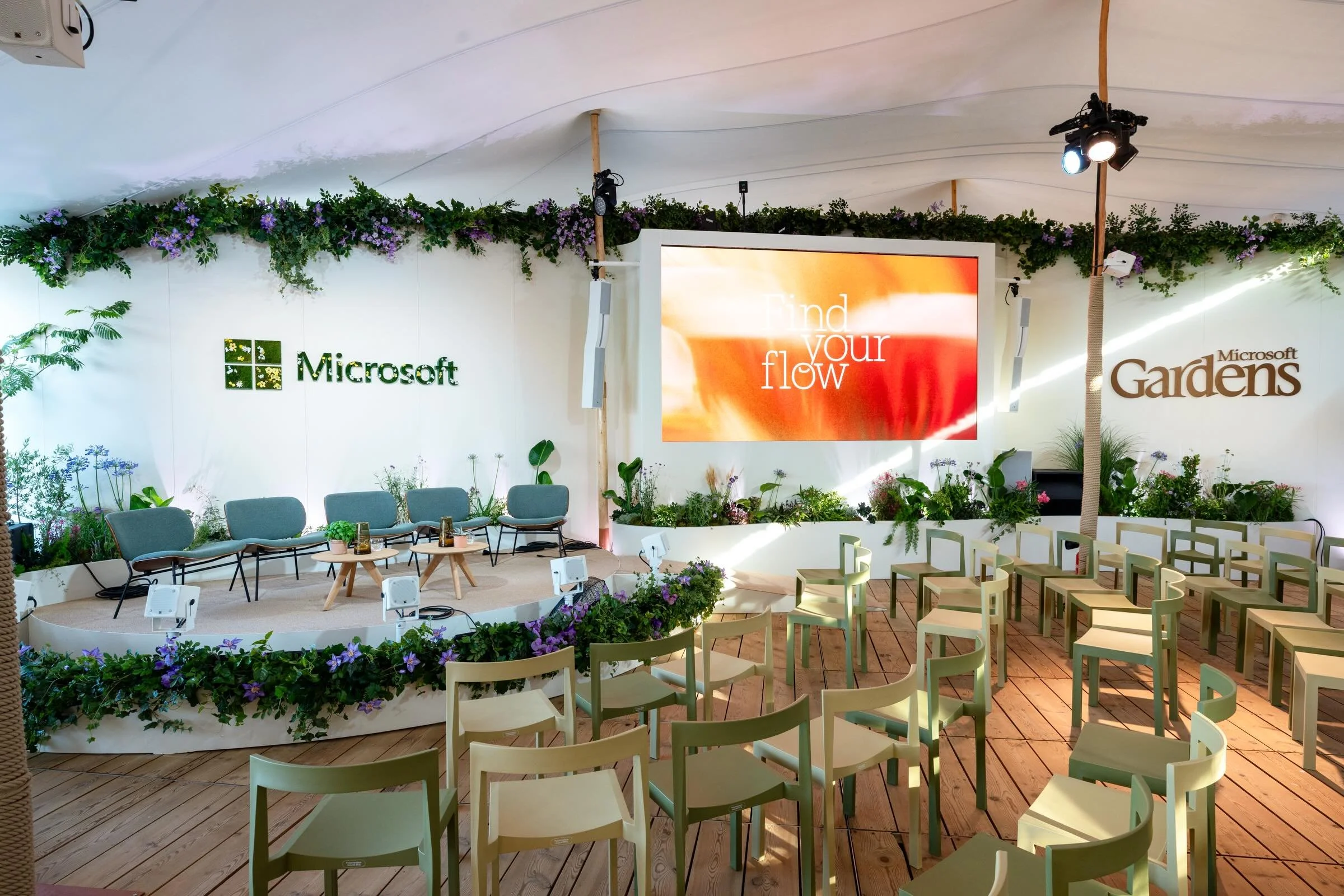Reminiscing about the incredible beaches of Cannes🥹
&nbsp;
We brought the Microsoft Gardens to life for five jam-packed days, bringing together creators and innovators across the marketing community. Over 4,200 attendees, 410 meetings scheduled, and