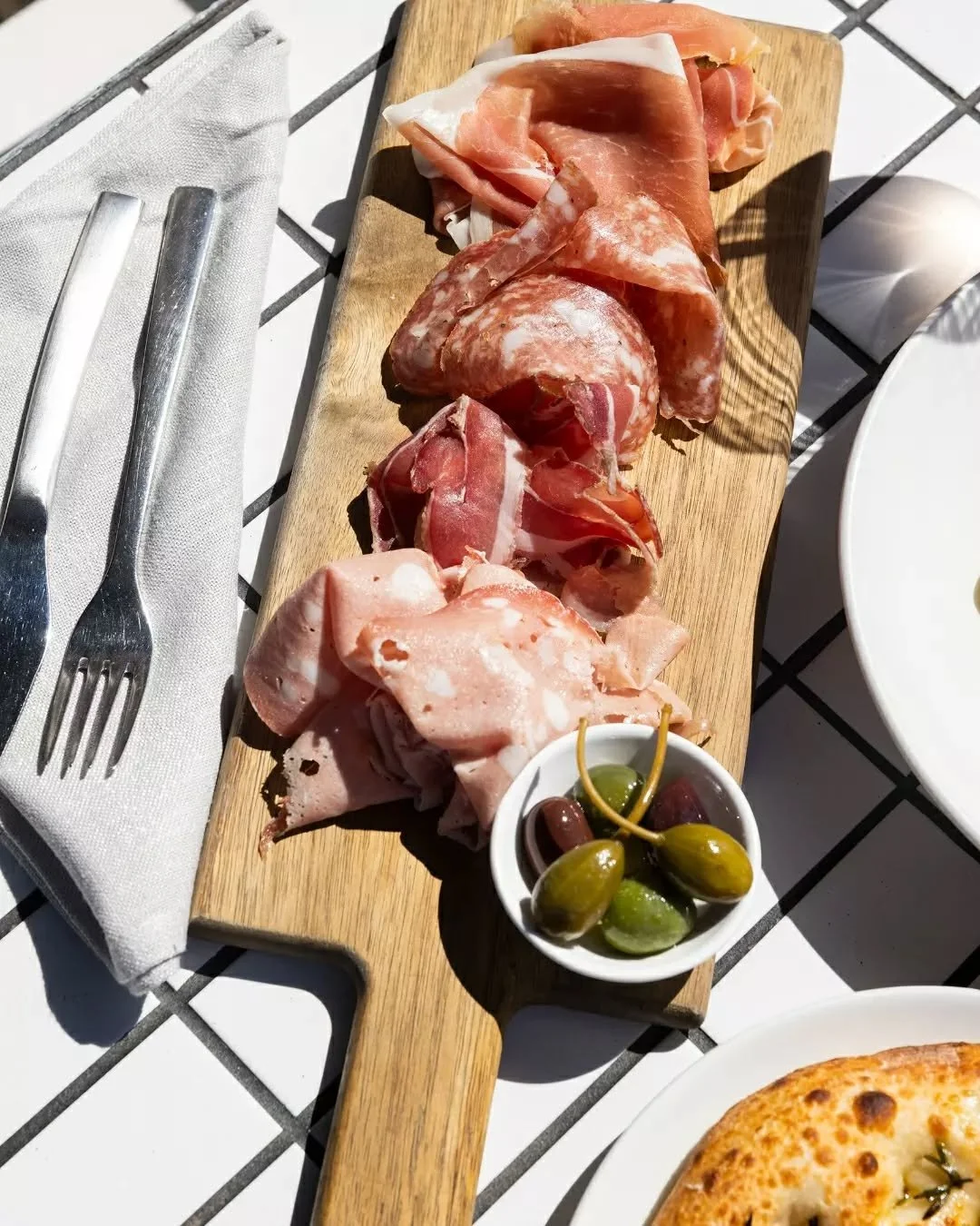 Our chef's board, the perfect aperitivo snack&nbsp;🍷&nbsp;A selection of Italian and Australian cold meats served with olives, pickles and housemade pizza fritta.