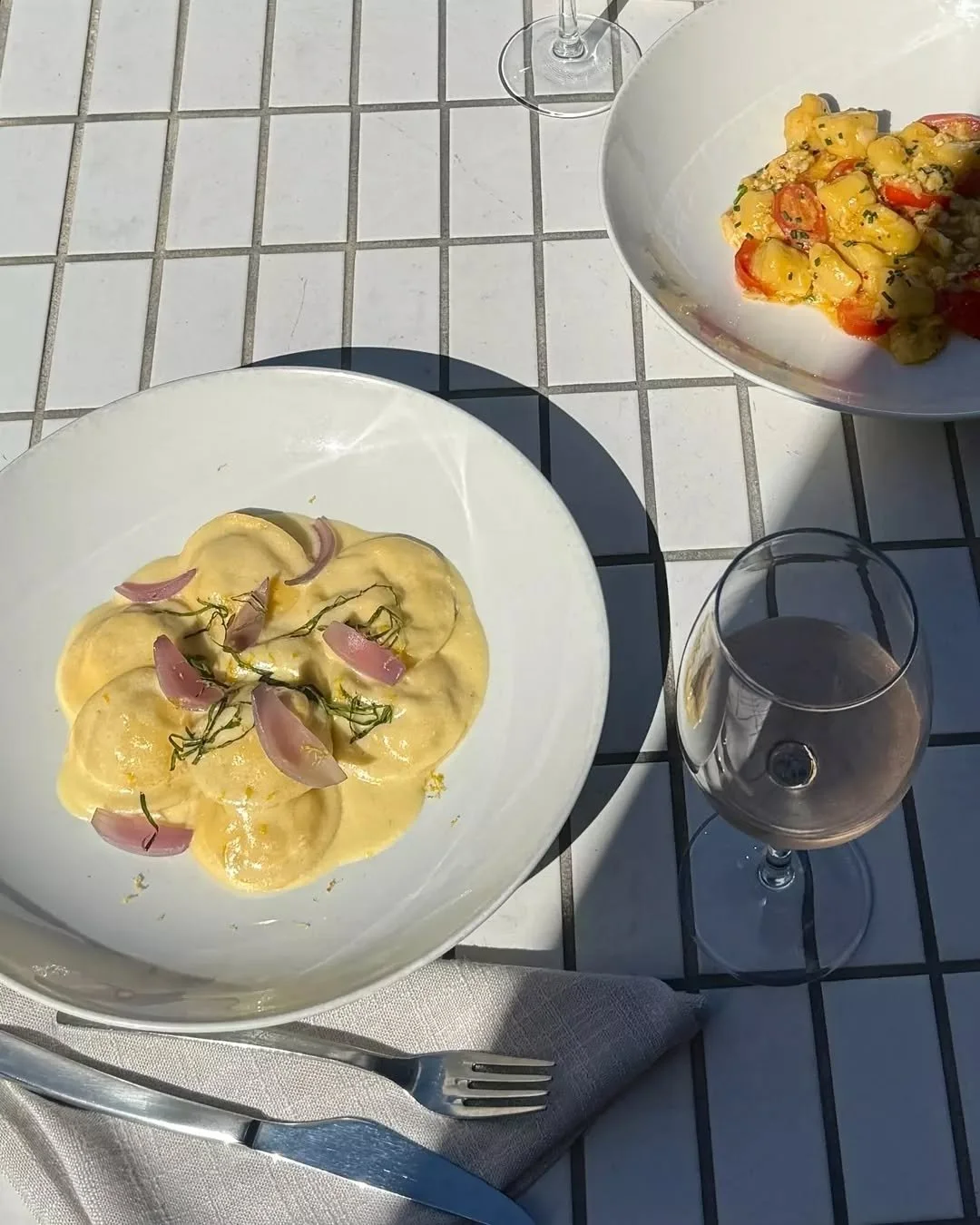 Porcini mushroom ravioli, parmesan fondue, wood fired slow roasted shallot, fresh mint, orange zest 🍝

Available with $25 Pasta Lunch
Friday to Sunday
Bookings from 11.45am to 2.30pm| Walk-ins always welcome