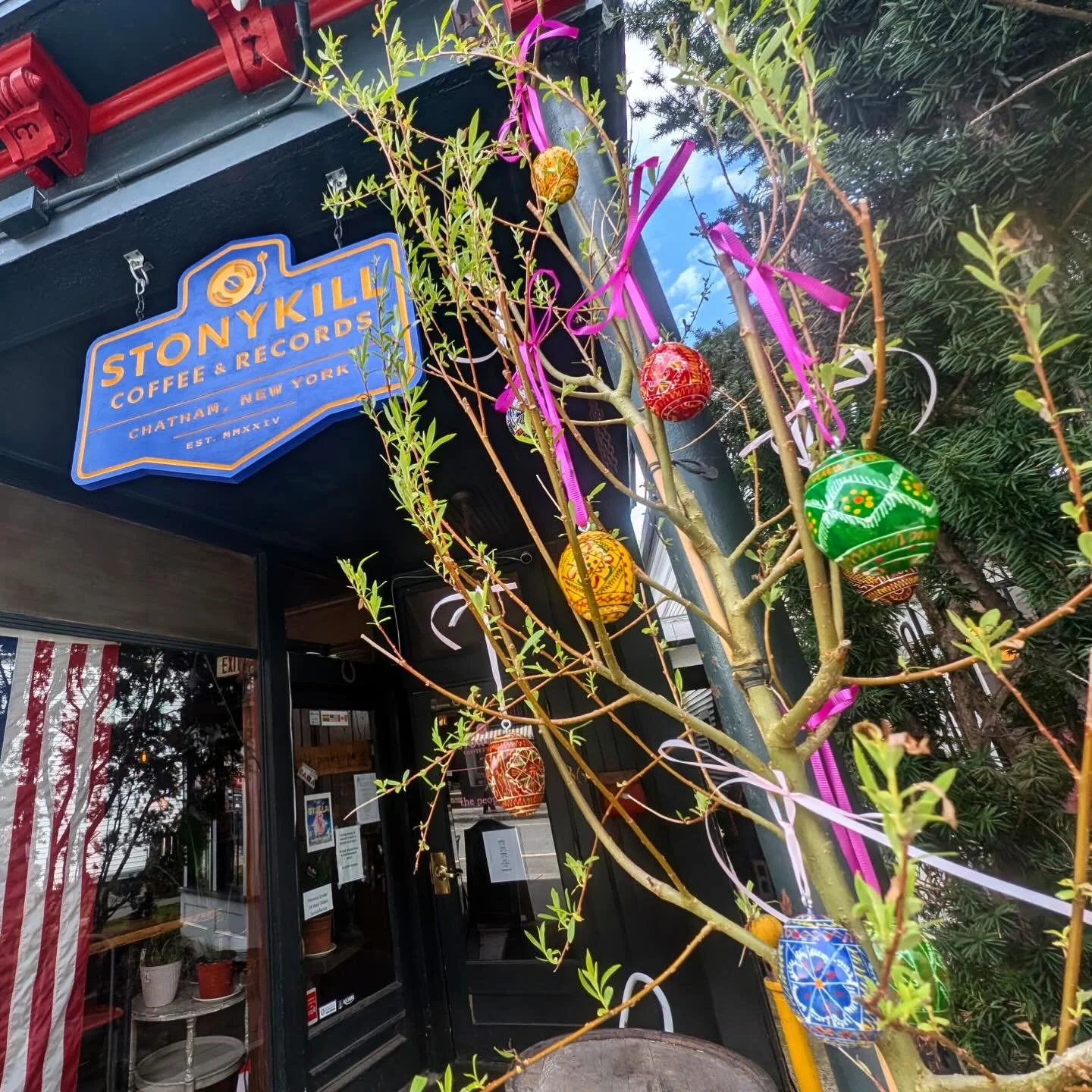 @thepeoplespub put up these beautiful Ukrainian Easter eggs and they look great. Hop on down to the great Stonykill Coffee &amp; Records for your Easter coffee needs, and grab brunch downstairs with your closest kin!