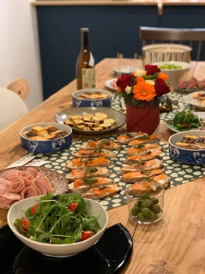 alcove onomichi table.jpeg