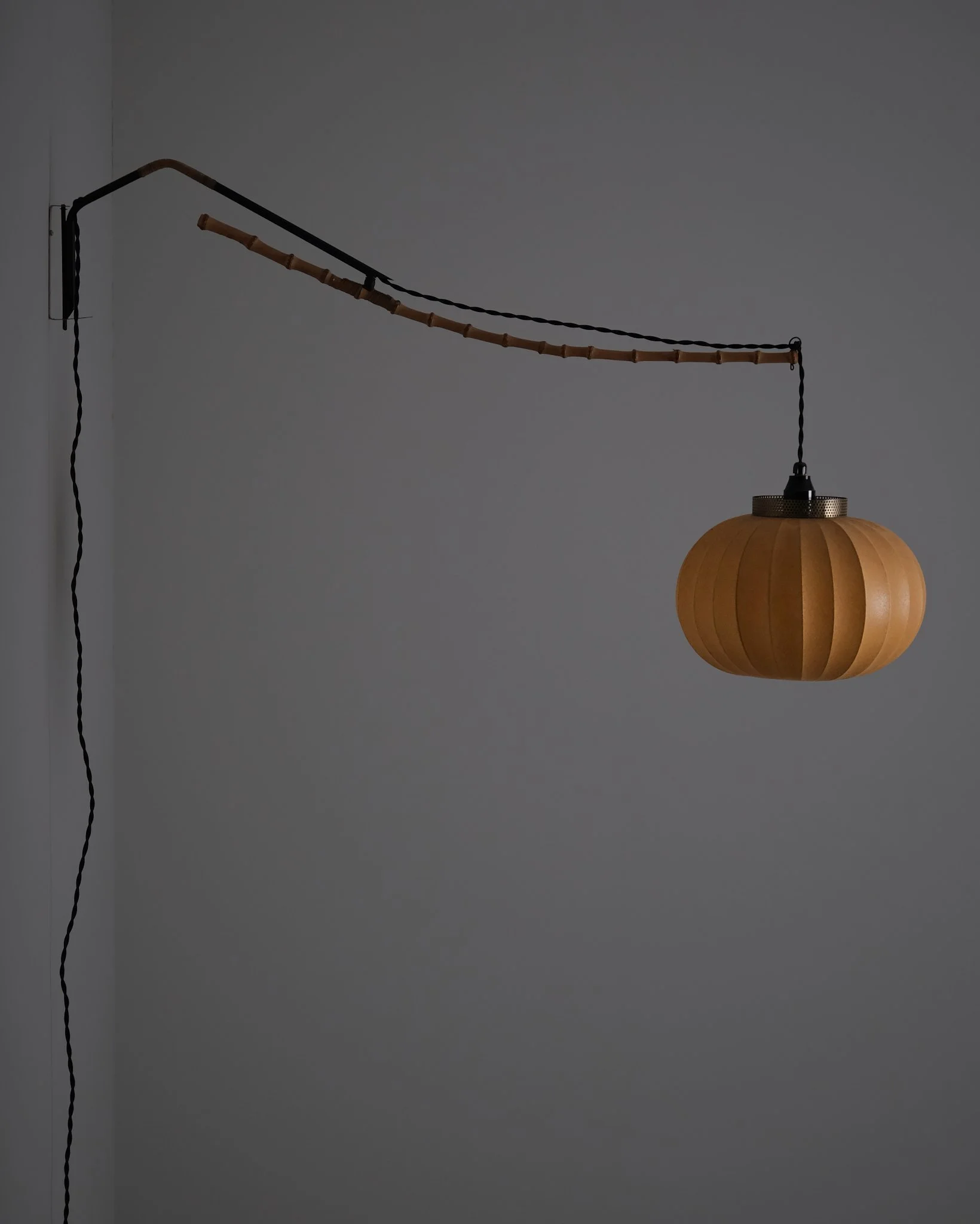 Wall lamp by unknown designer