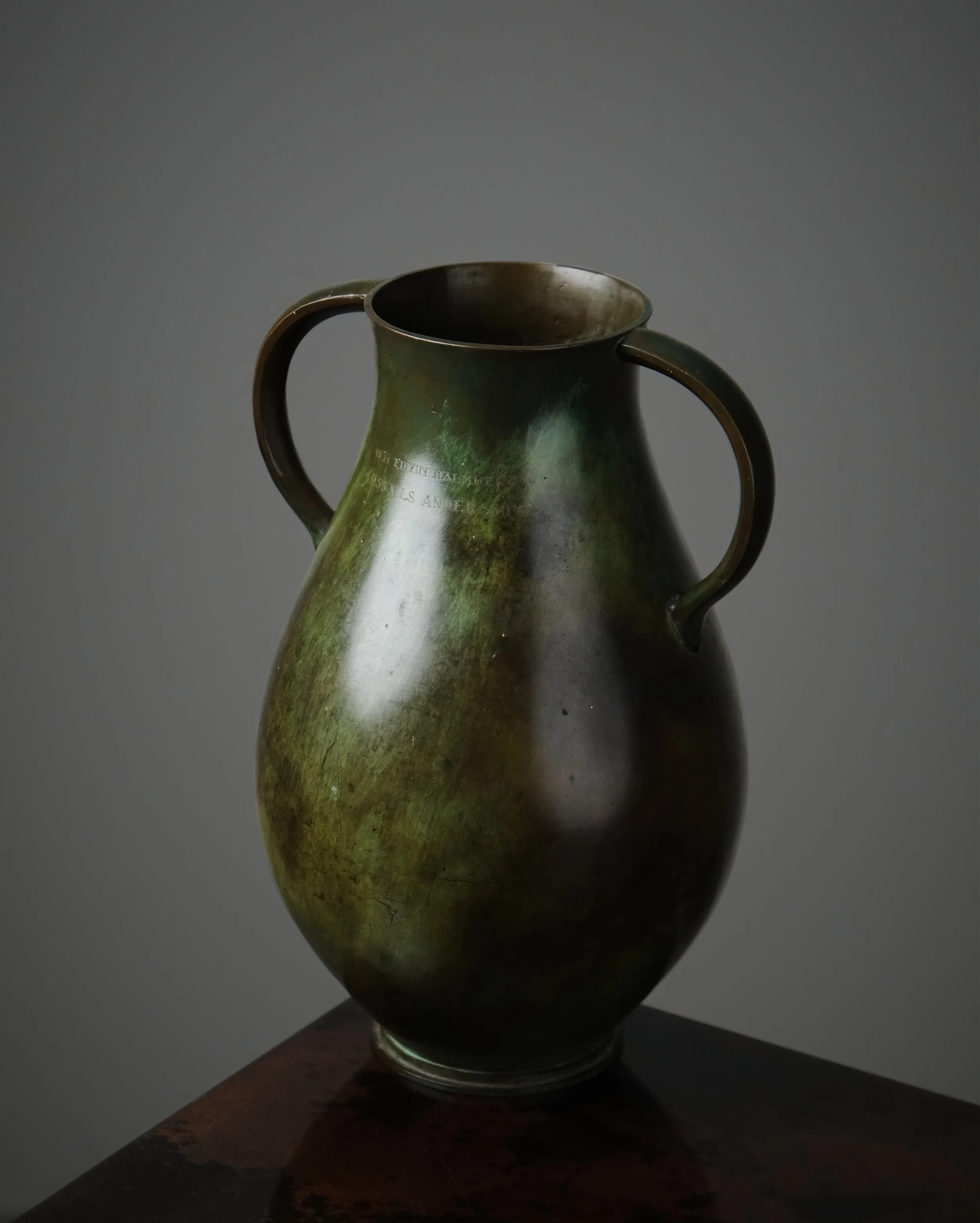 Bronze vase "257" by GAB