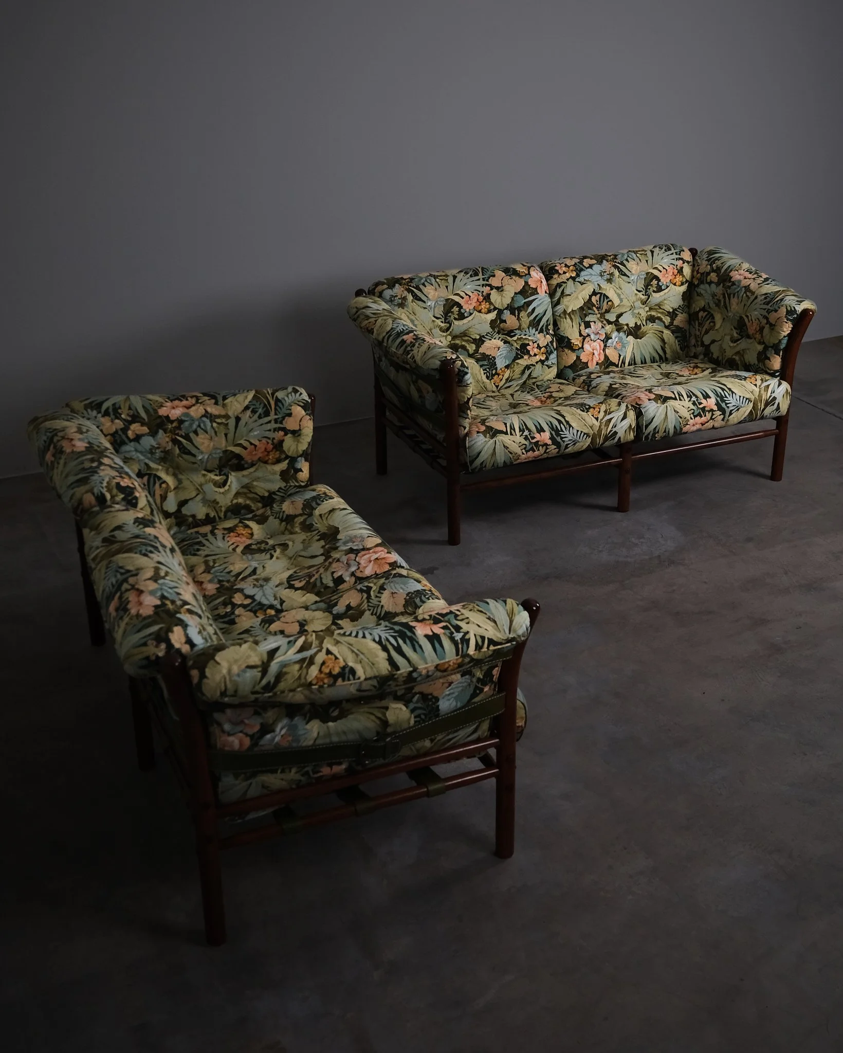 Sofas model Indra by Arne Norell