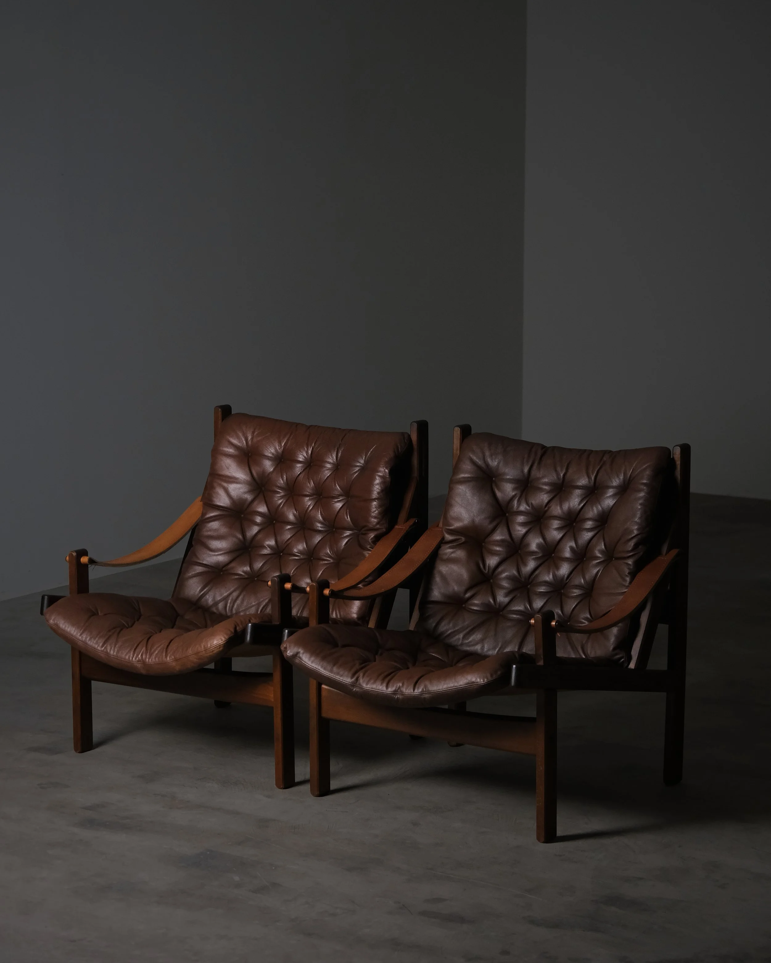 Lounge chairs “Hunter” by Torbjørn Afdal