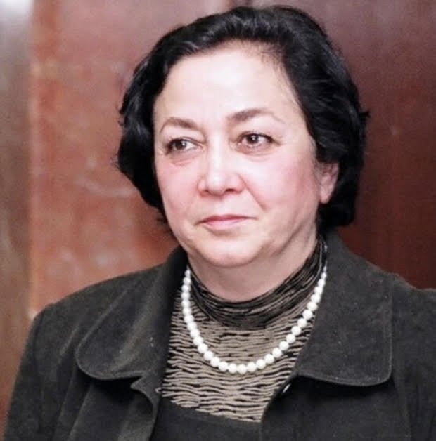 Shahrnush Parsipur : une écrivaine engagée entre exil et liberté