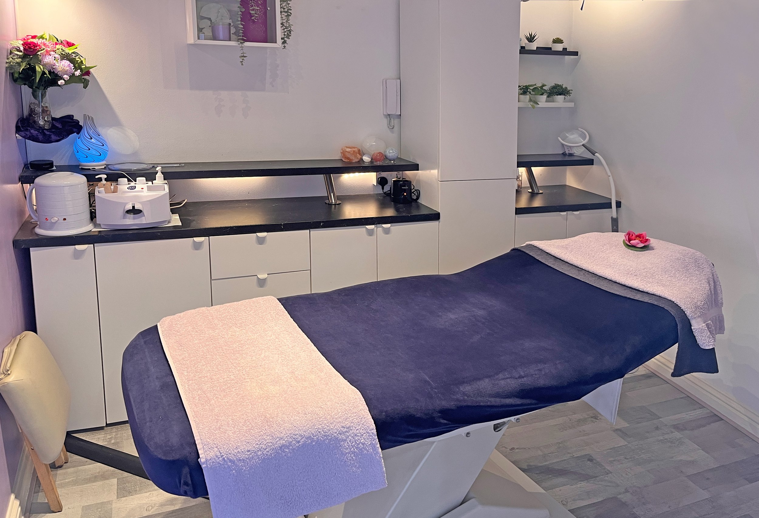 IMG_2011-treatment-room.jpg