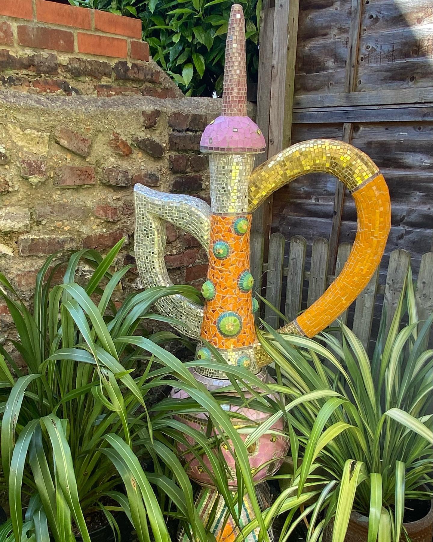 Delighted to be exhibiting with a selection of beautifully eclectic work @katherinerichardsgallery for the @artistsopenhouses here in Hove.

Open today 10.39 to 4.30 and next weekend too. 

I have large sculptures in the lovely patio garden along wit