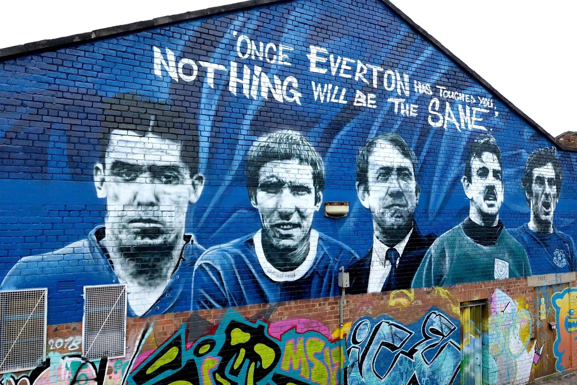 Everton mural