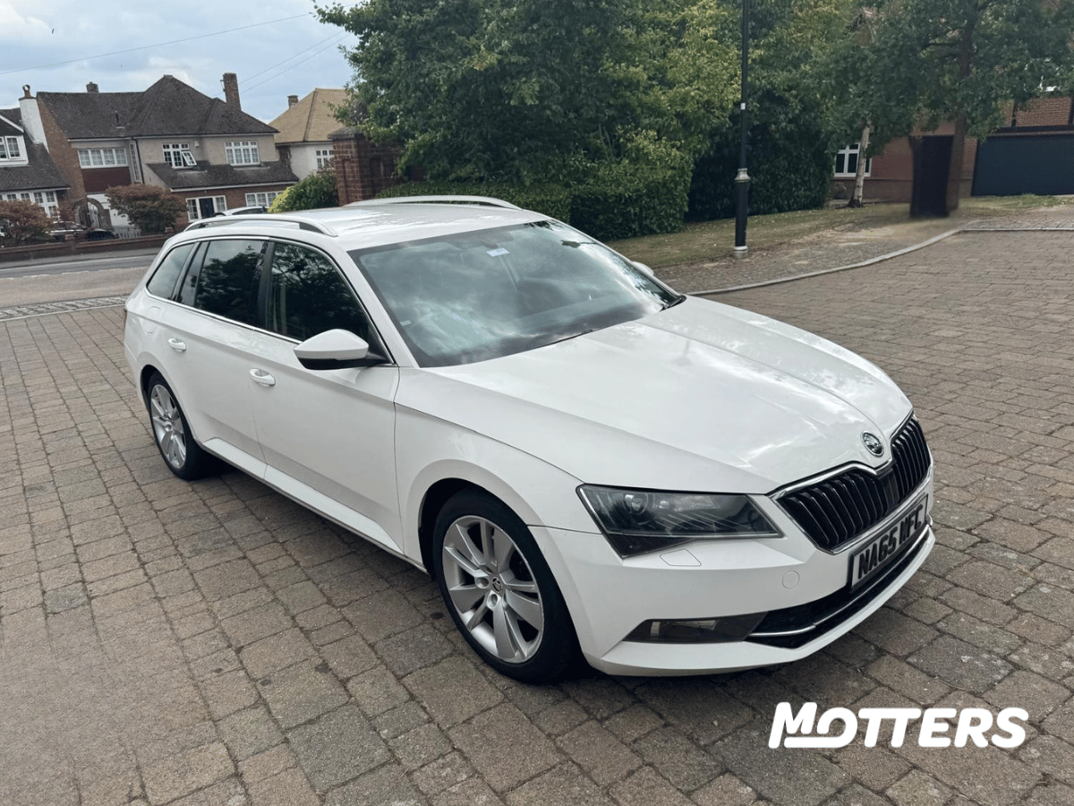 2016 Skoda Rapid Estate 5dr - £75 pw