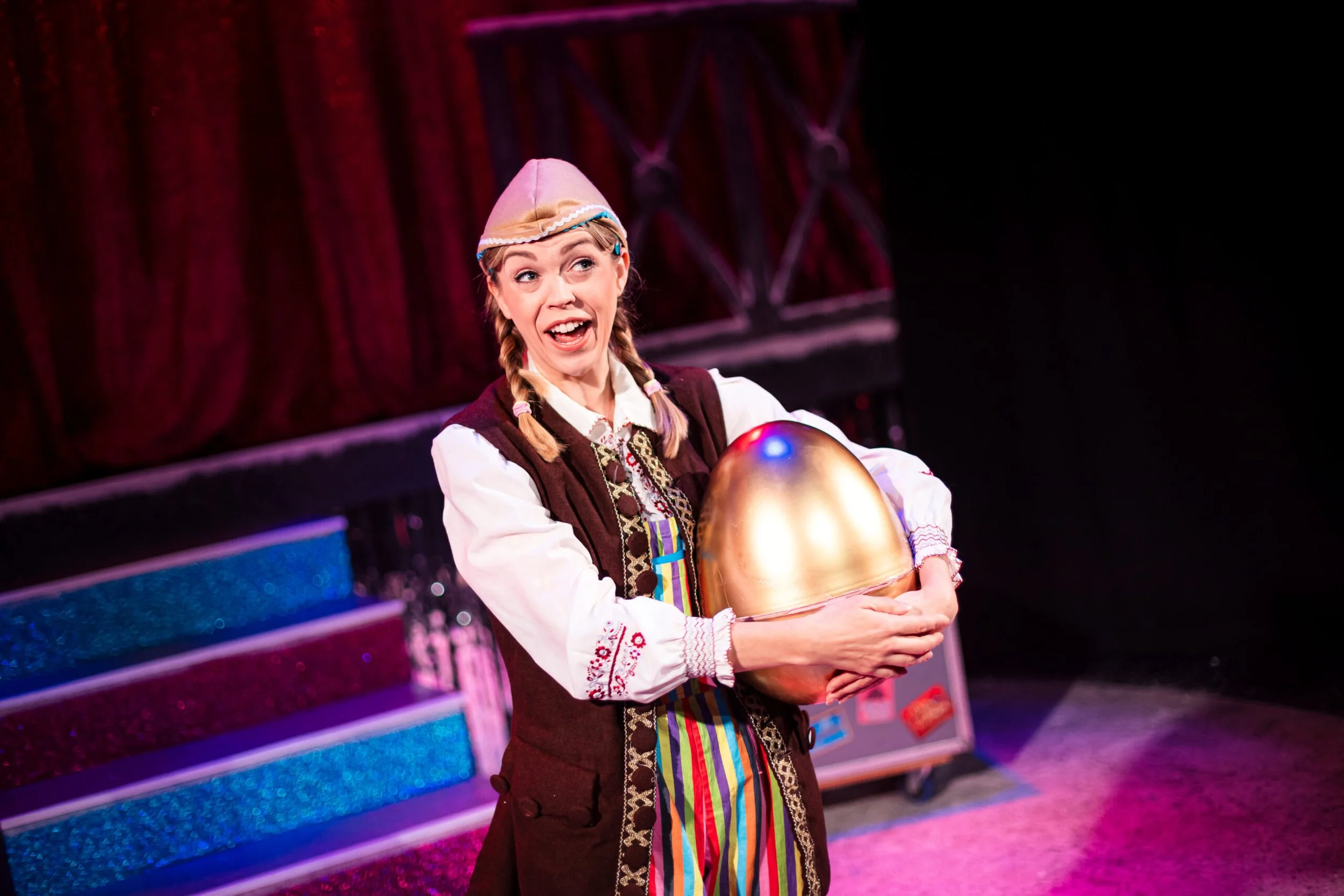 Potted-Panto-Reading-Rep-Theatre-Photo-Credit-Harry-Elletson9-scaled.jpg