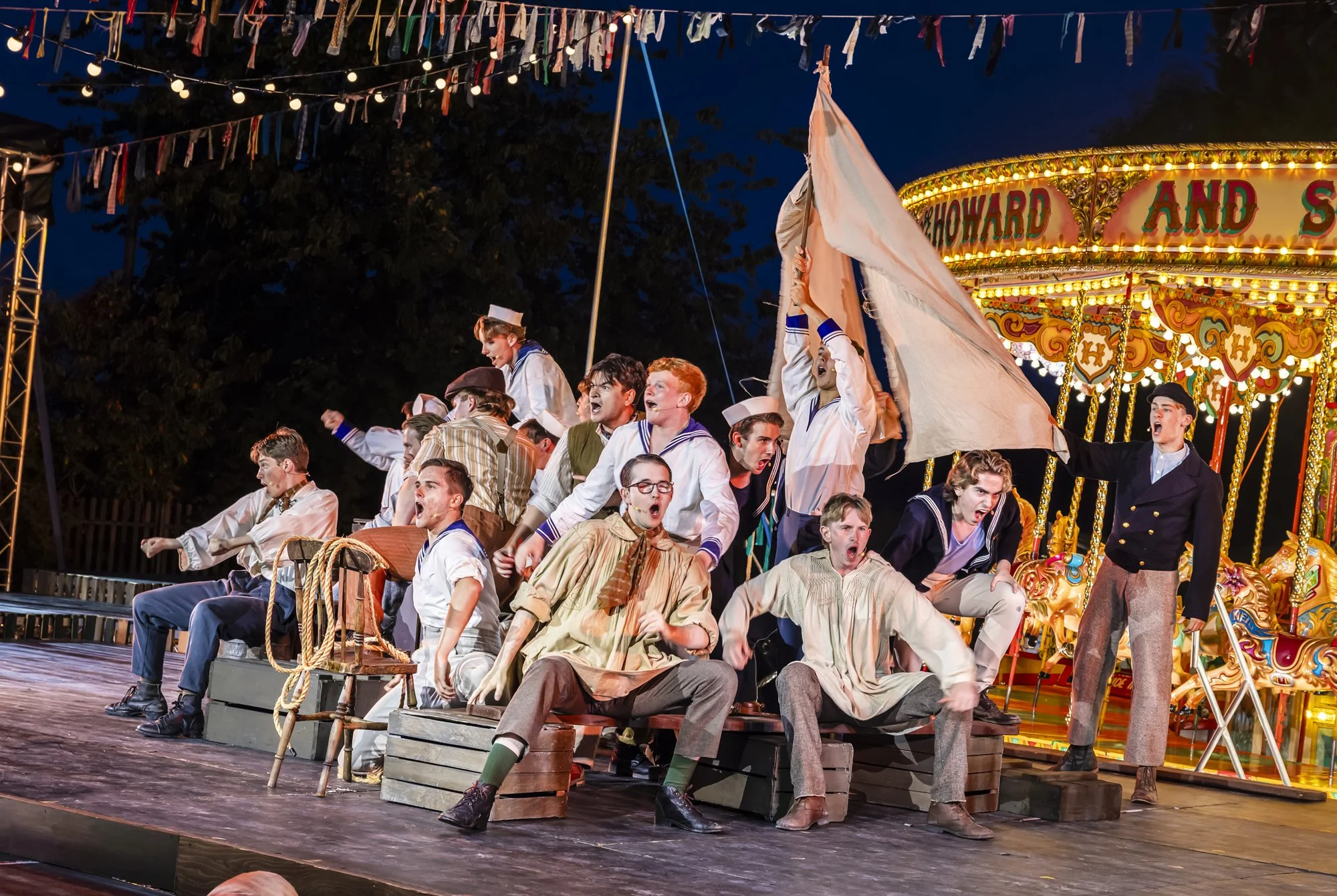 019_Carousel_Pamela Raith Photography.jpg