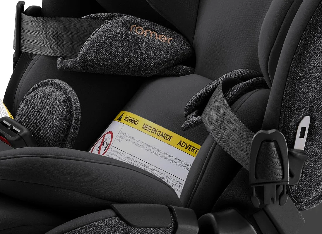 Romer CAN_Convertible_Magnetic Harness Storage.jpg