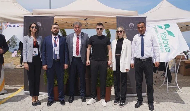 Yalova Ağa&ccedil; Peyzaj  olarak bu sene ilki d&uuml;zenlenen  1. Kariyer Fuarı&rsquo;nda yerimizi aldık.