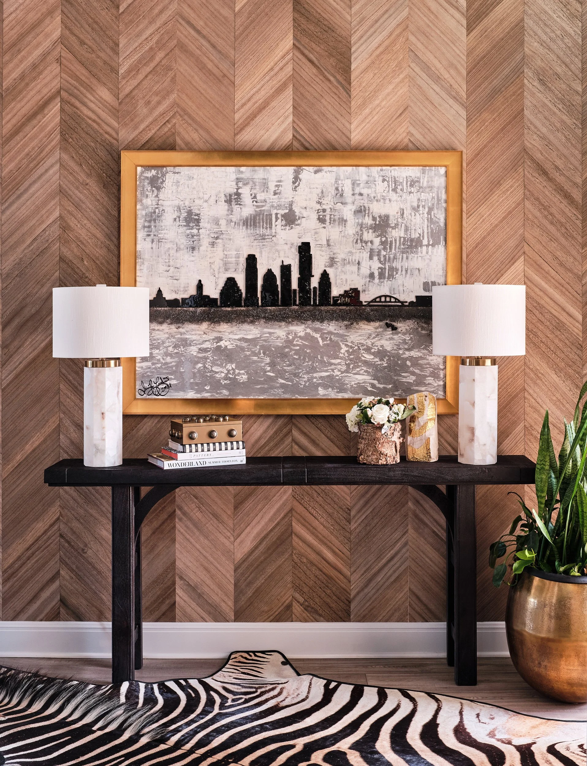 Cyndi Hopkins Design, Interior Design, Texas, Entryway, Styling, Console, Lighting, Bespoke Design, High-End Design, Elegant Interiors, Luxury Design, Renovation, Residential