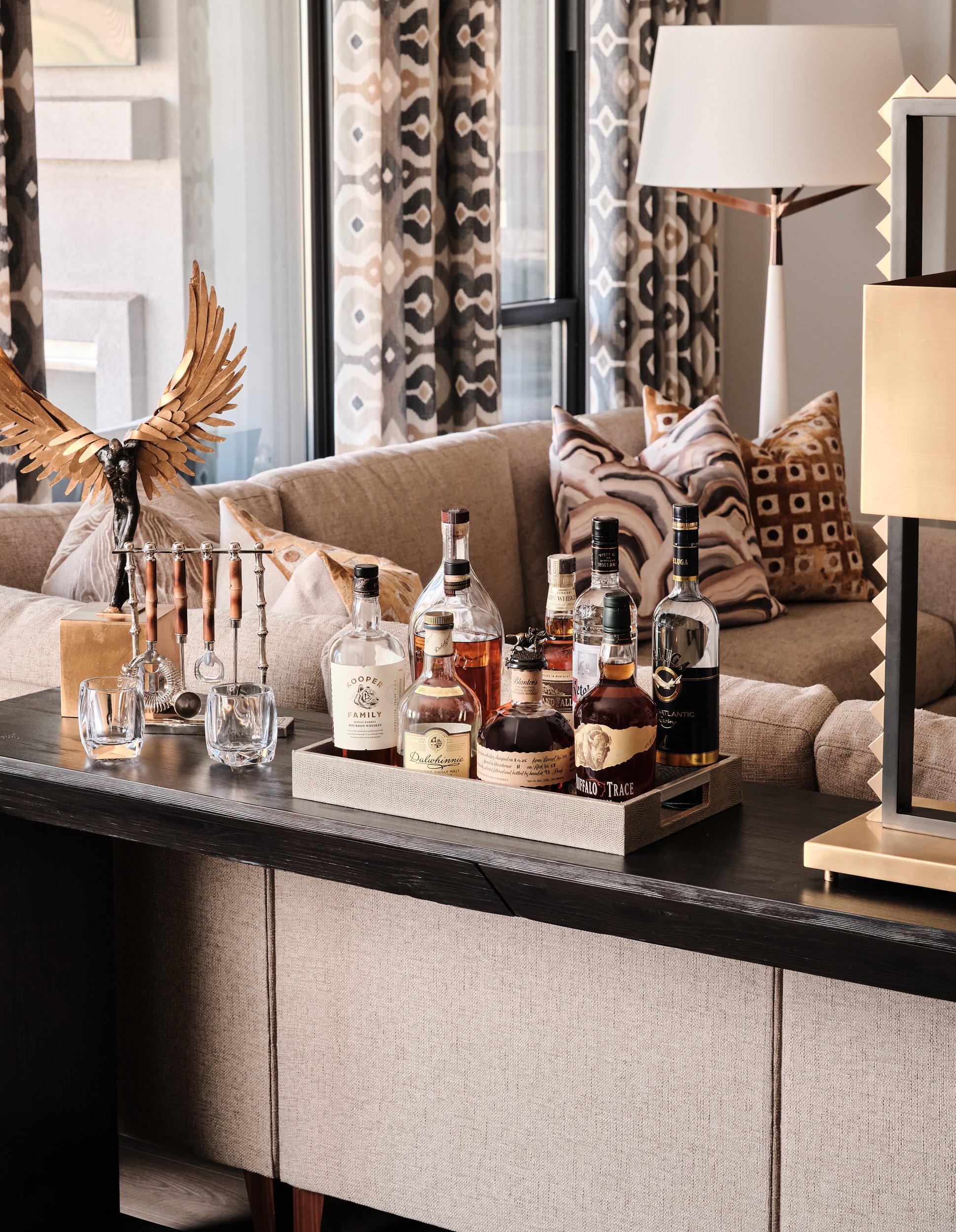 Cyndi Hopkins Design, Interior Designer, Residential Design, Full-Service, Styling, Bespoke Luxury Homes