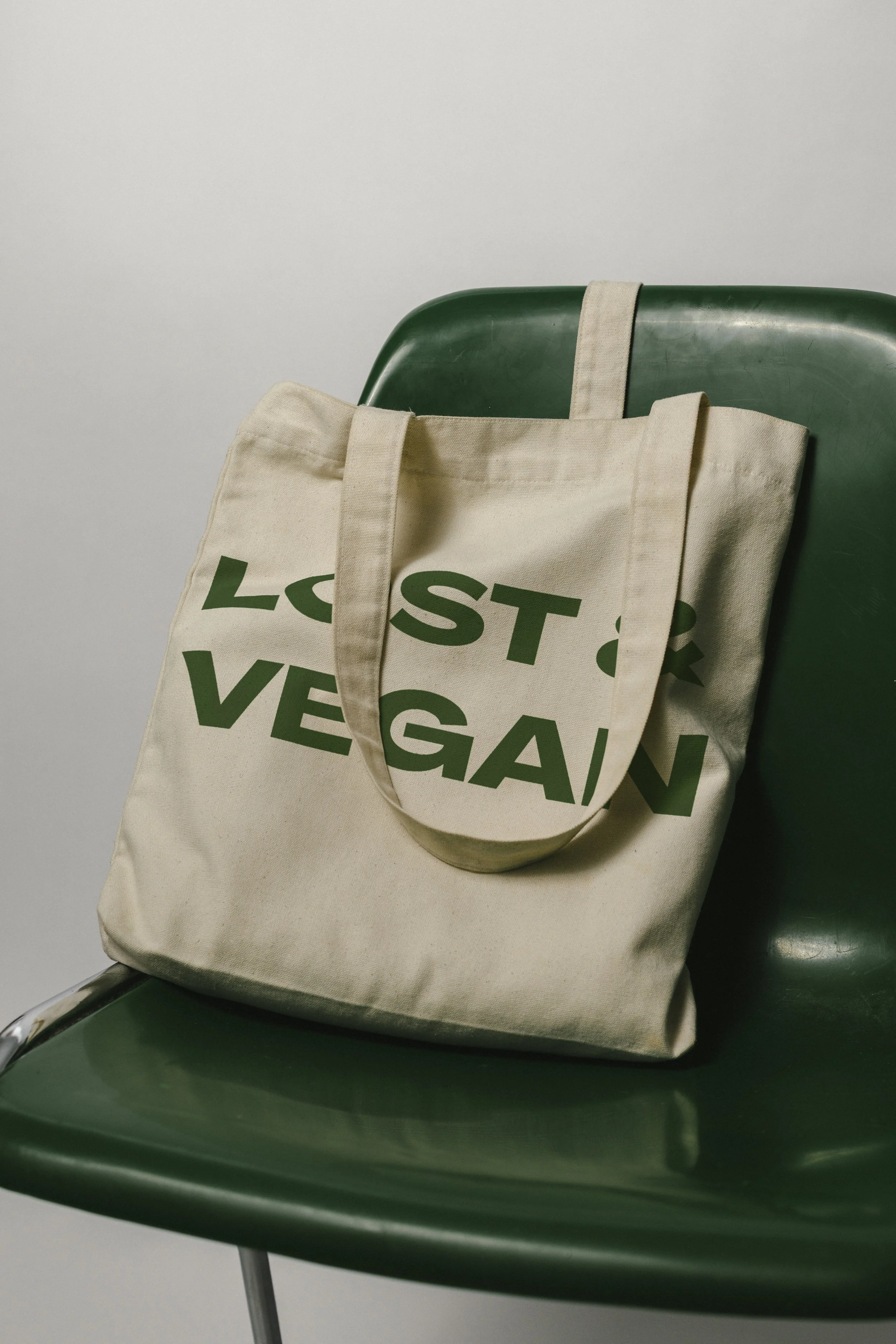 LV_ToteBagTeaser.JPG