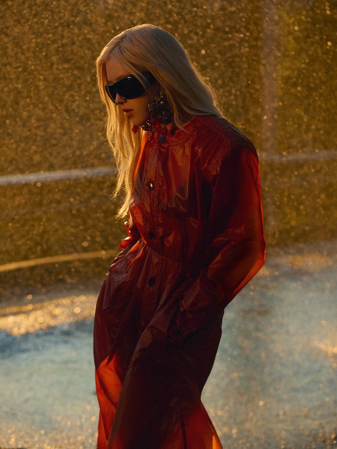 SHOT_01_0340 - crop to use.jpg