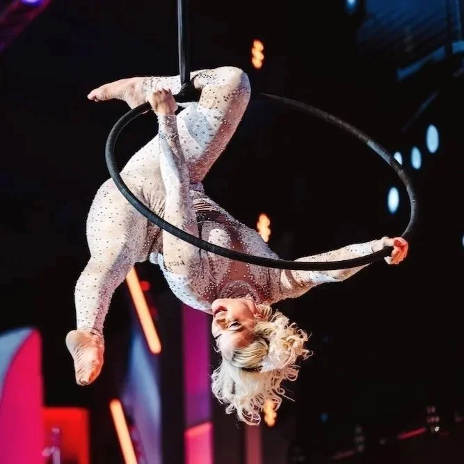 How to Elevate Your South West Event with High-End Immersive Entertainment