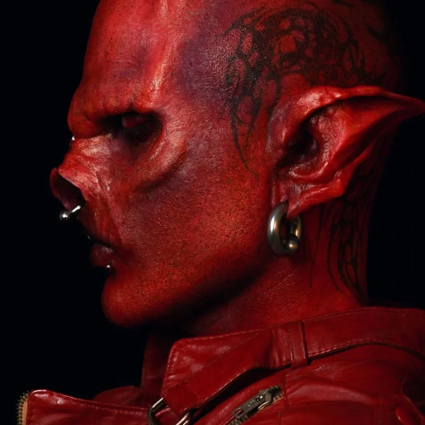 Hollywood level make-up artist for events. Hire incredible hair and make-up artists for parties.