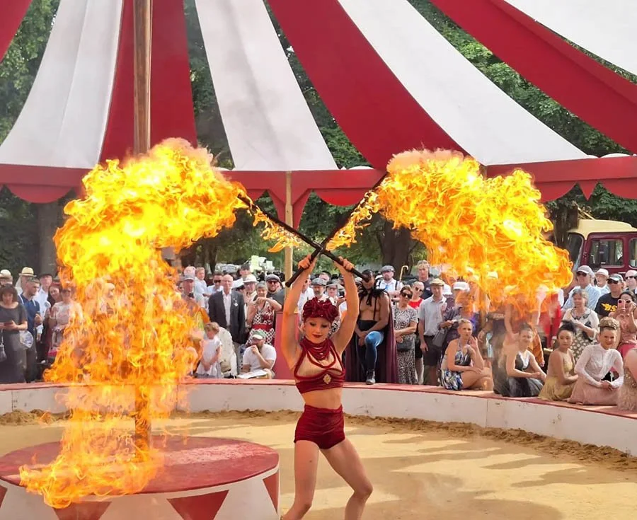 376883032_10226889382915254_6670279652193409774_n copy.jpg