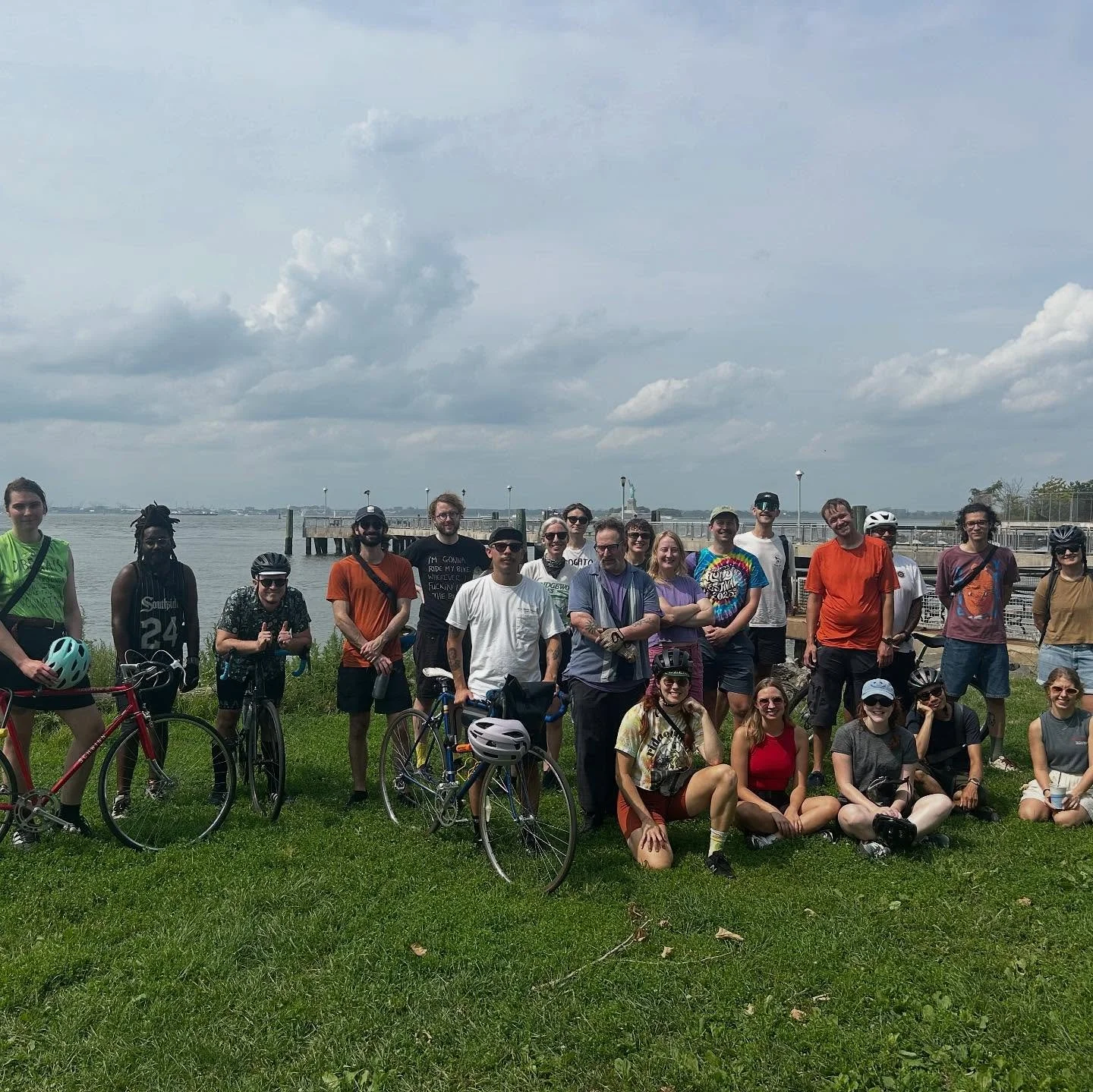 What a fun crew who ventured to Red Hook 🏗️ 🗽 with us last weekend!

Up next, join Ridgewood Rides for a leafy Thursday evening loop around the greenery of Central Queens covering forests🌳, hills⛰️, gardens💐, parks🌲, a reservoir💦, and one &ldqu