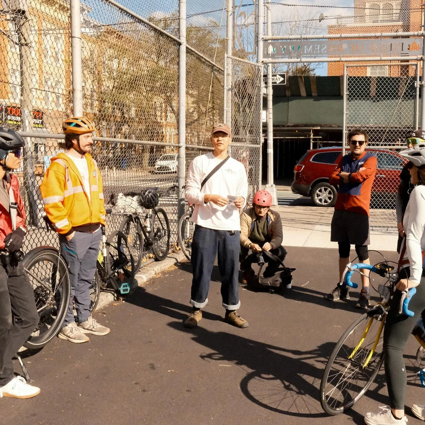 So much fun on our last beautiful fall ride to Long Island City, where we met up with @nycbikeandbrew for a tour of Queens cemeteries! 🚲 👻 

Up next, join Ridgewood Rides for another trip to Old Howard Beach! 🛥️ We&rsquo;ll climb Cypress Hills Str