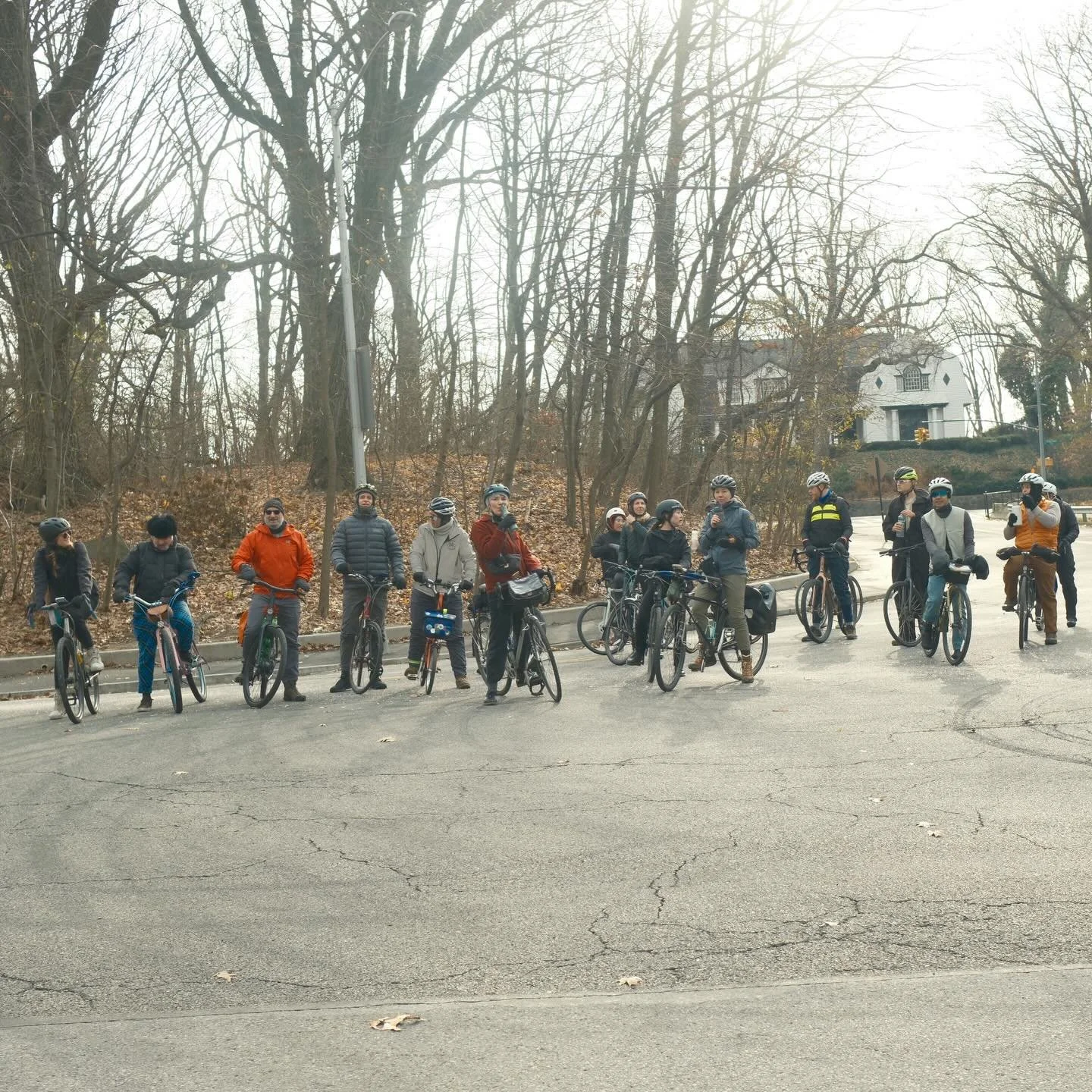 Ridgewood Rides stayed warm on our last ride around Central Queens as the cold weather has come in! 

Up next, join Ridgewood Rides for another tasty 😋 adventure to Flushing! Well travel via Glendale, Forest Park 🌳, Kew Gardens, Kew Gardens Hills, 