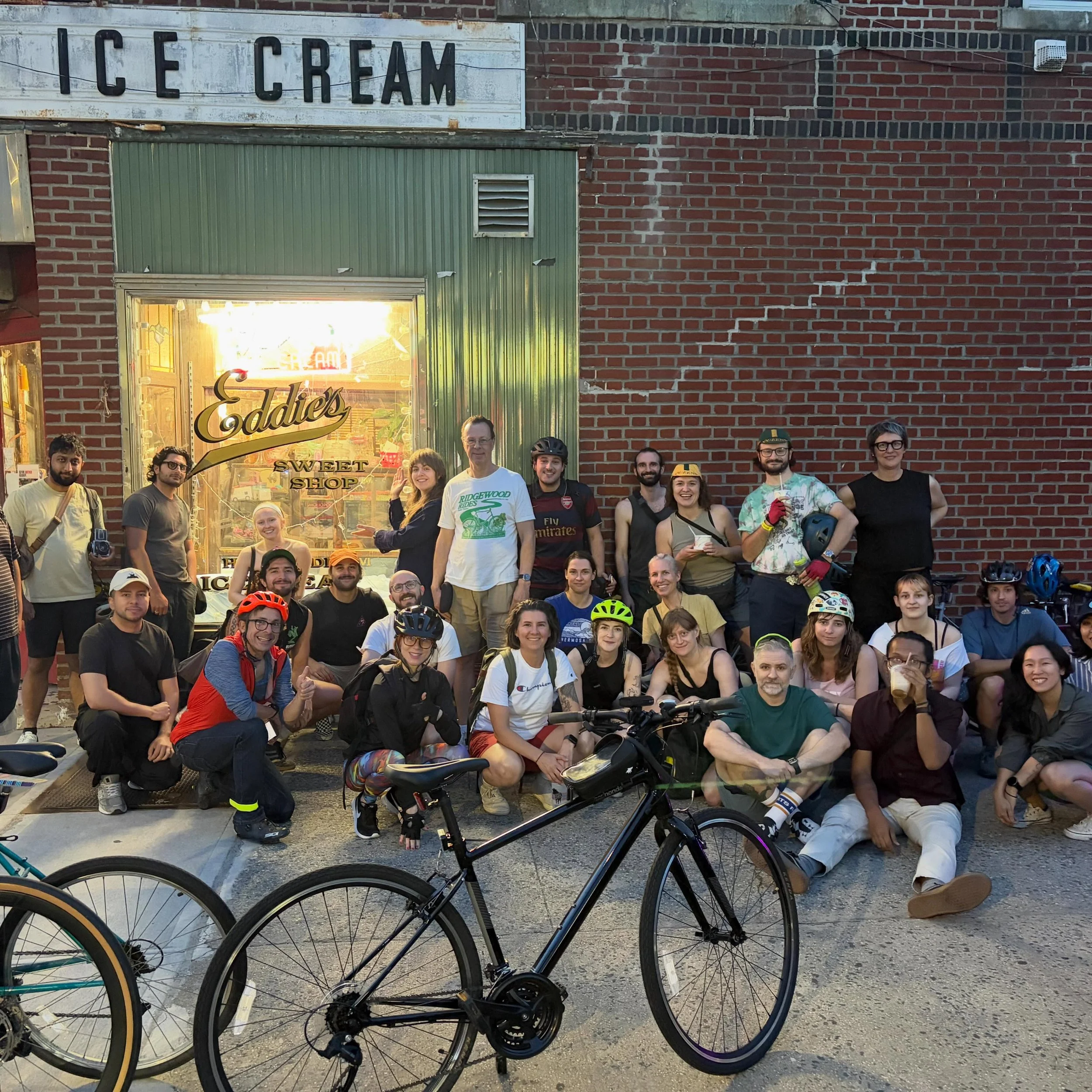Whew! Last-week was jam-packed with a ride to @eddiessweetshop🍨, bike ride scavenger hunt with @ridgewoodcommons🕵️, and the massive @bigborobikeride 🚴🚴&zwj;♀️🚴&zwj;♂️ with so many other members of the NYC cycling community!

Up next, join Ridgew